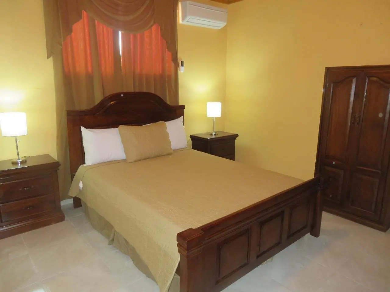 Comfort Plus Hotel Hinche 아이티