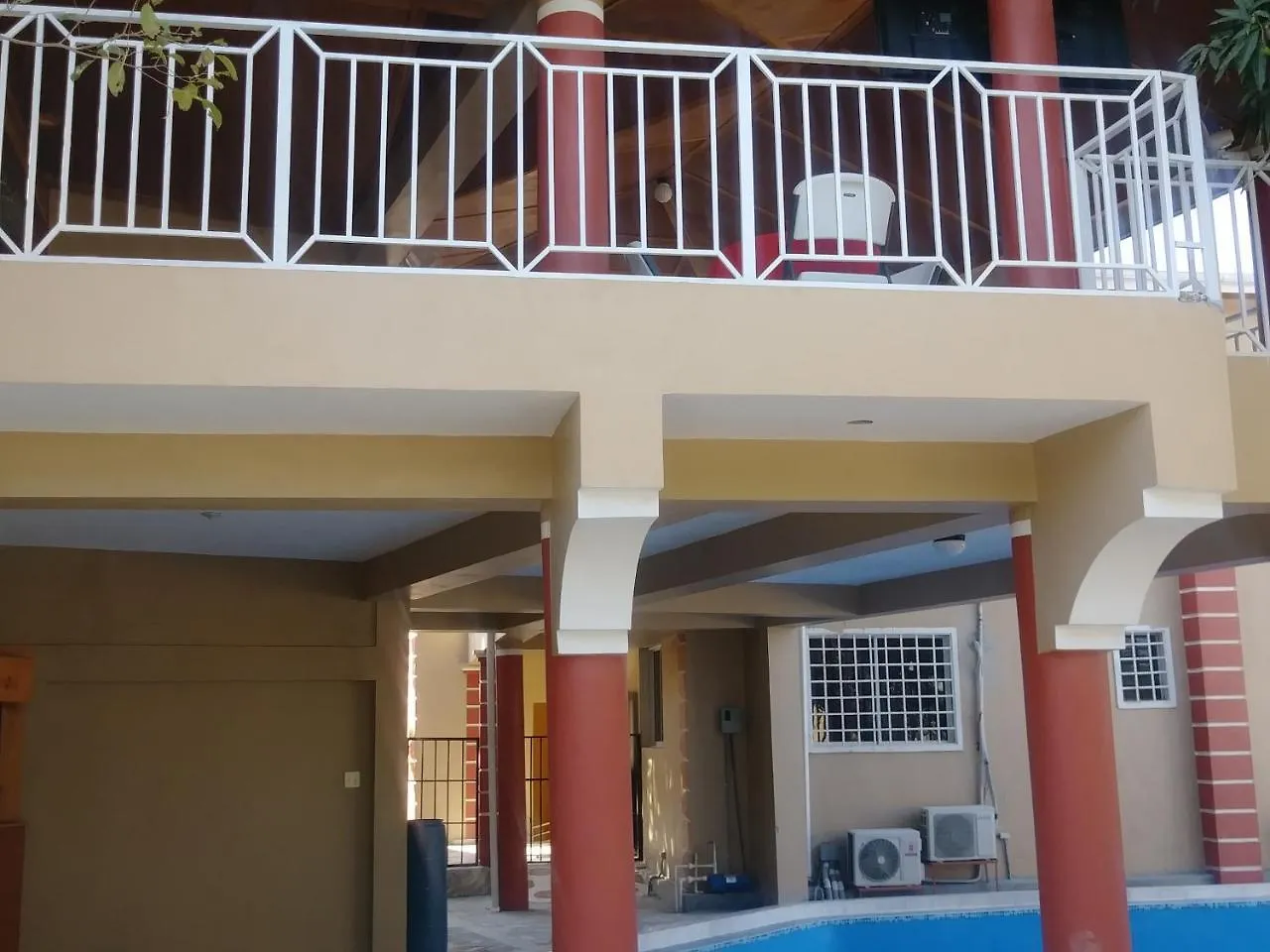 Comfort Plus Hotel Hinche 5*,